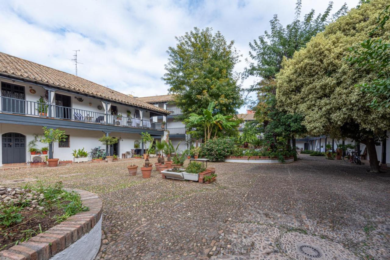 Apartamento En Monumento Historico Nacional Corral Del Conde-Duque De Olivares เซบีญา ภายนอก รูปภาพ